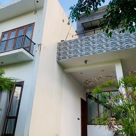 Jungle City Hostel Galle Esterno foto